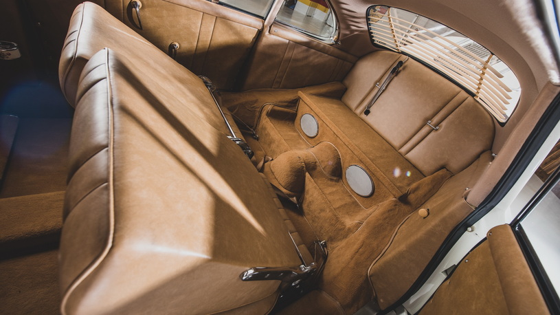 Это что-то новое: свадебный лимузин Porsche