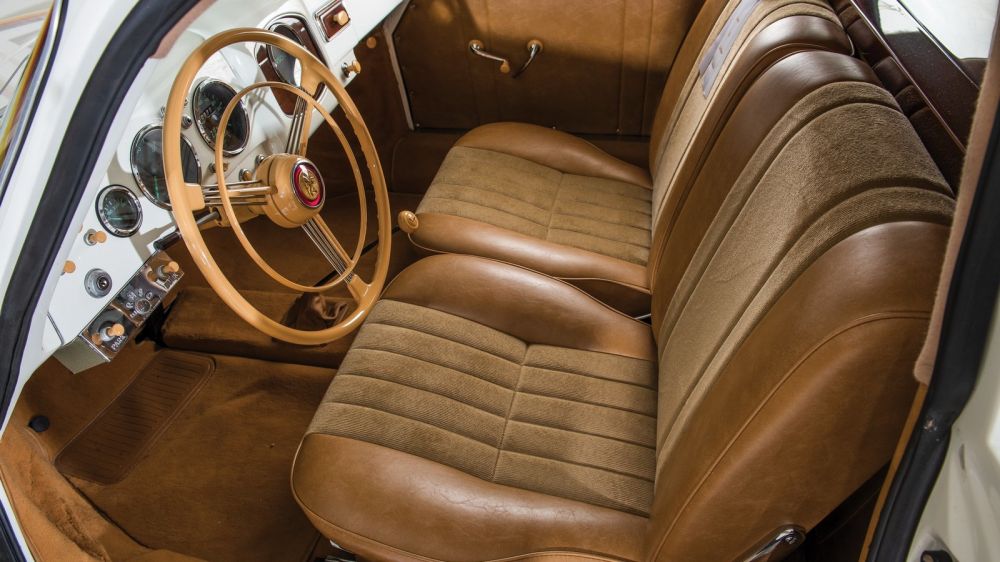 Это что-то новое: свадебный лимузин Porsche