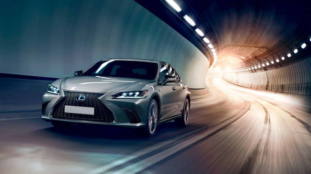 Lexus &bull; Длительный тест Lexus ES. Часть 2: правильный вектор