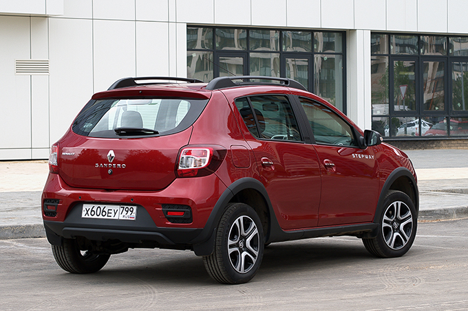 Тест-драйв KiaRio X-Line 1.6, RenaultSandero Stepway 1.6, ВАЗXray Cross 1.8