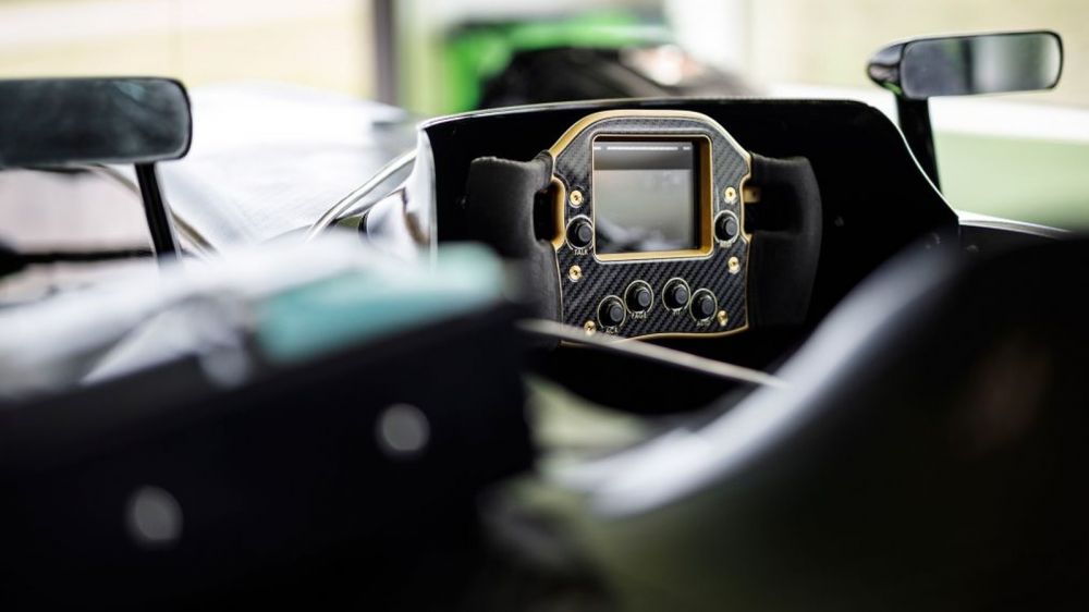 В Новой Зеландии построили "автомобиль Формулы-1 для народа"