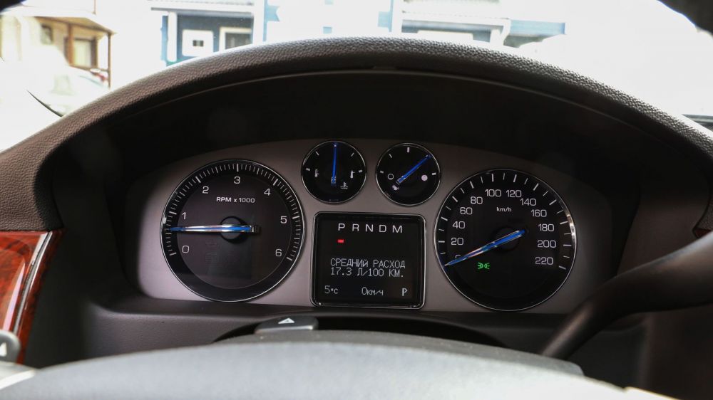 20 литров и 6,5 секунд: опыт владения Cadillac Escalade 2008 года