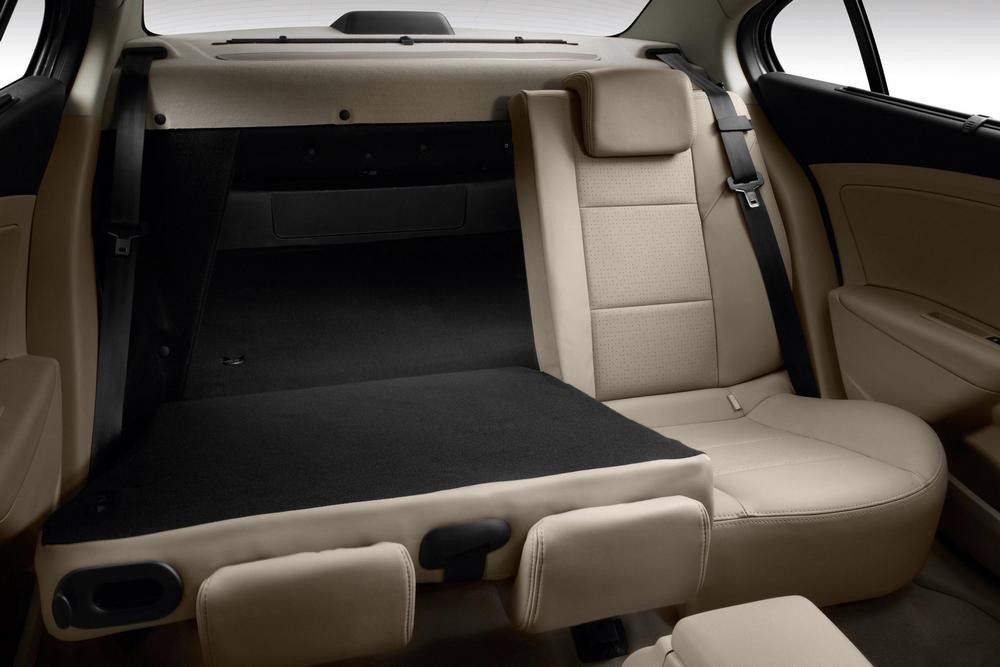 Почти D-класс, недорого: стоит ли покупать Renault Fluence за 500 тысяч рублей