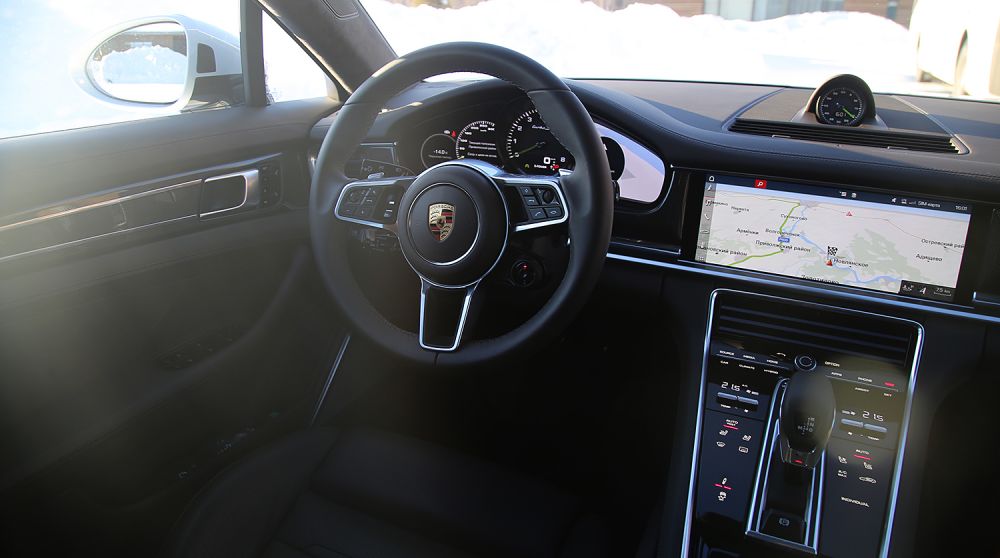 Тест-драйв полноприводных Porsche Panamera и Macan